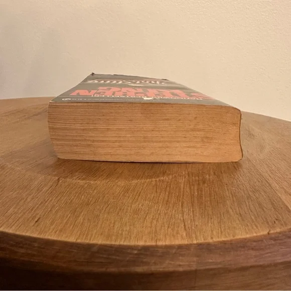 SOLD Christine Book Stephen King 1983 Signet Paperback First Printing Thriller - Picture 4 of 14